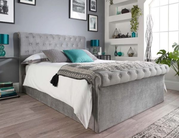 aspire chesterfield sleigh bed in velvet